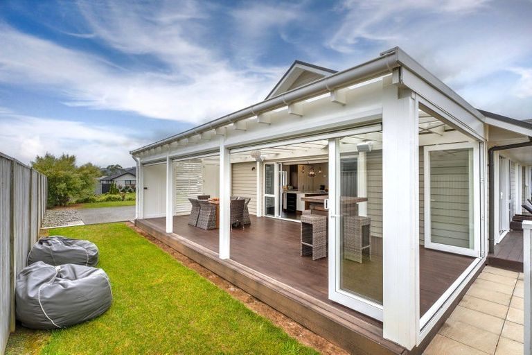 Photo of property in 5 Lady Jocelyn Place, Whitianga, 3510