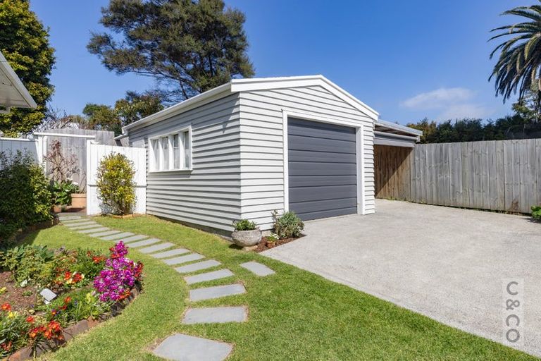 Photo of property in 26 Albert Street, Riverhead, 0820