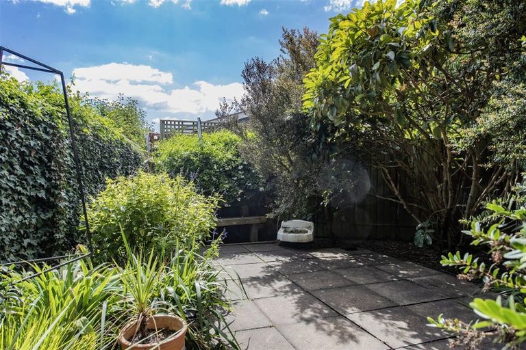 Photo of property in 32 Sloan Terrace, Cashmere, Christchurch, 8022