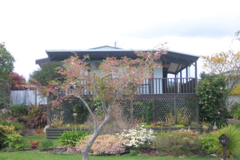 Photo of property in 21 Burton Place, Owhata, Rotorua, 3010