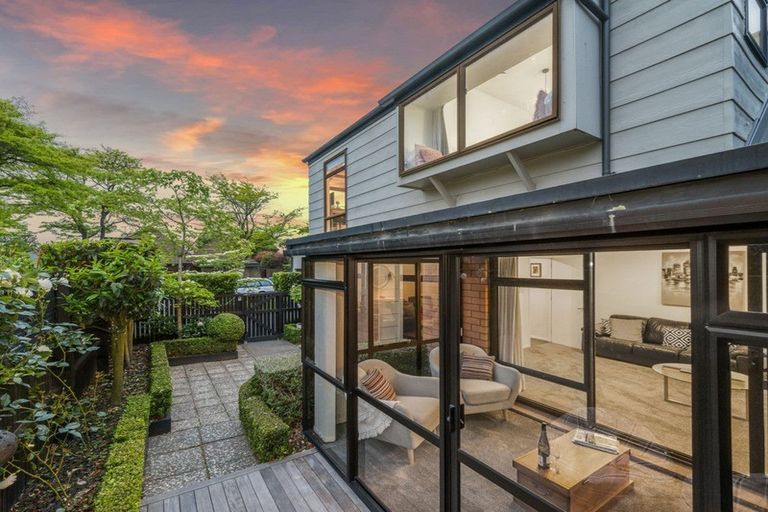 Photo of property in 3 Chatswood Place, Bishopdale, Christchurch, 8051