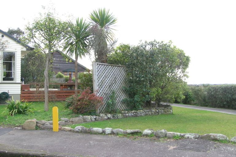 Photo of property in 18 Mountain View Road, Fitzherbert, Palmerston North, 4410