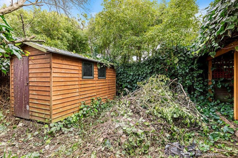 Photo of property in 1/87 Cambridge Terrace, Waterloo, Lower Hutt, 5011