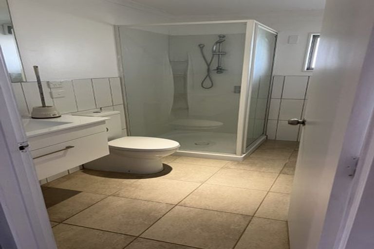 Photo of property in 115 Riverhead Road, Kumeu, 0892