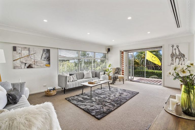 Photo of property in 34 Marywil Crescent, Hillcrest, Auckland, 0627
