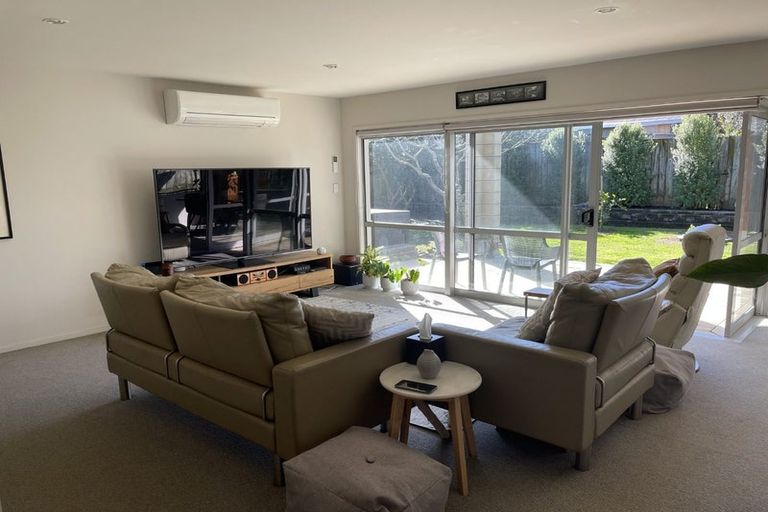 Photo of property in 4 Butterworth Crescent, Papamoa Beach, Papamoa, 3118