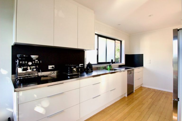 Photo of property in 1/18 Sydney Street, Hauraki, Auckland, 0622