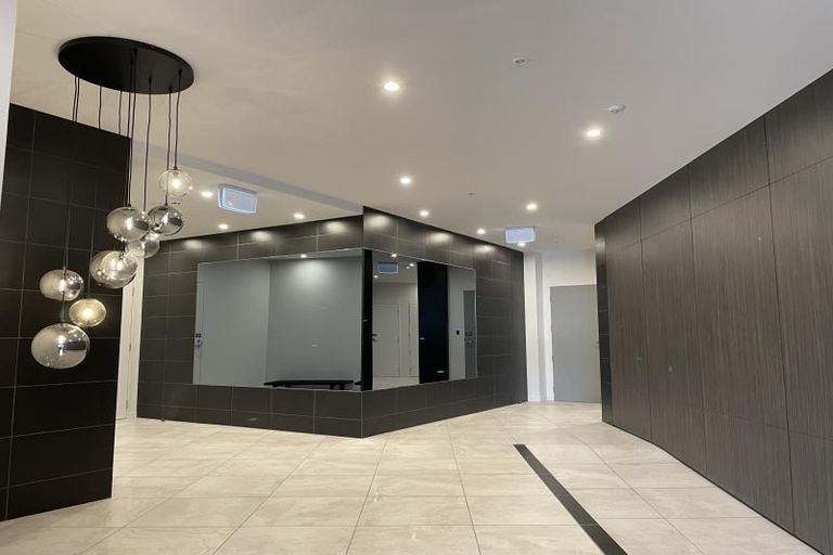 Photo of property in Pinnacle Apartments, E802/160 Victoria Street, Te Aro, Wellington, 6011