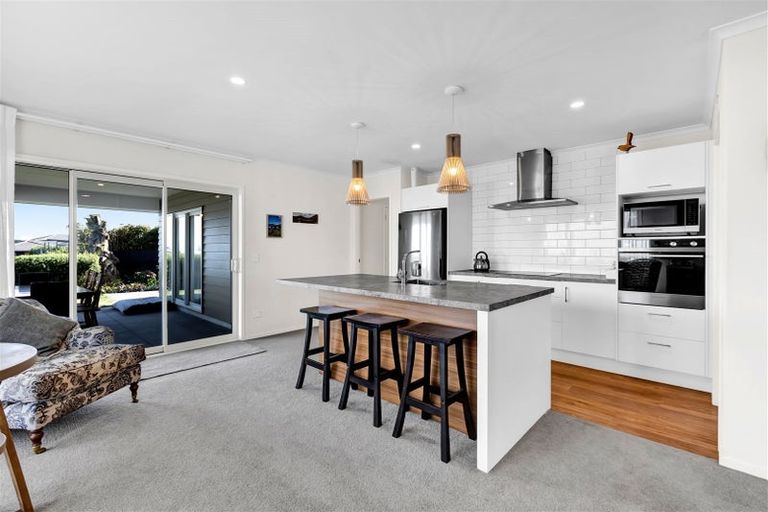 Photo of property in 18a Jules Crescent, Bell Block, New Plymouth, 4312