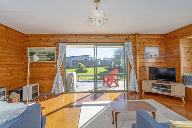 Photo of property in 528 Matarangi Drive, Matarangi, Whitianga, 3592