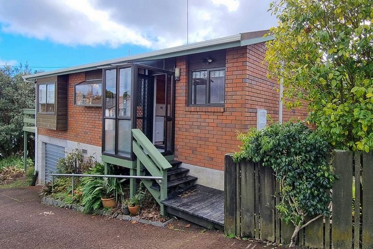 Photo of property in 1/11 Elliott Avenue, Bayview, Auckland, 0629