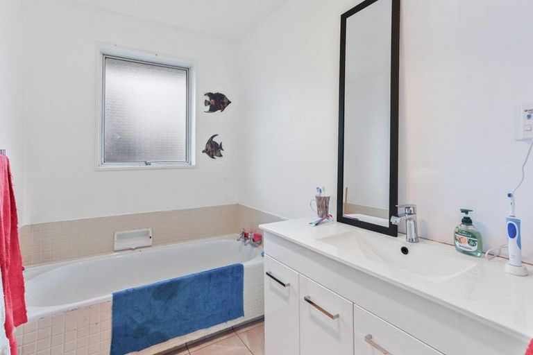 Photo of property in 31 Geddis Street, Rangiora, 7400