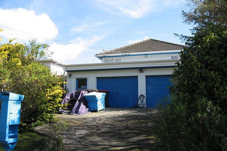 Photo of property in 19 Pollard Street, Wainuiomata, Lower Hutt, 5014