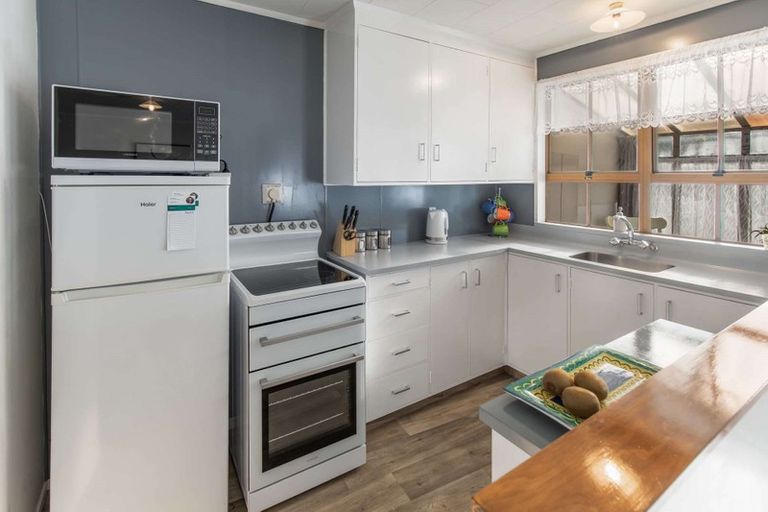 Photo of property in 19 York Street, Gonville, Whanganui, 4501