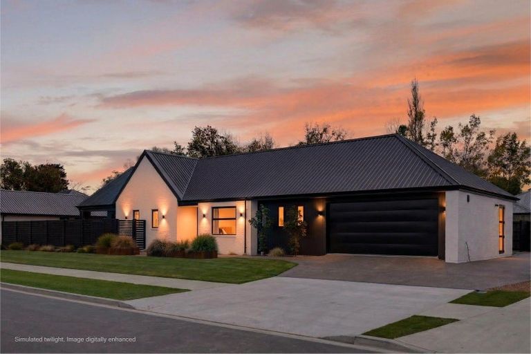 Photo of property in 28 Inch Crescent, Rangiora, 7400