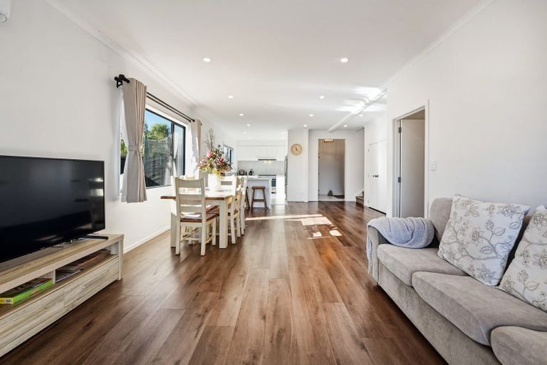 Photo of property in 20 Carroll Place, Owhata, Rotorua, 3010