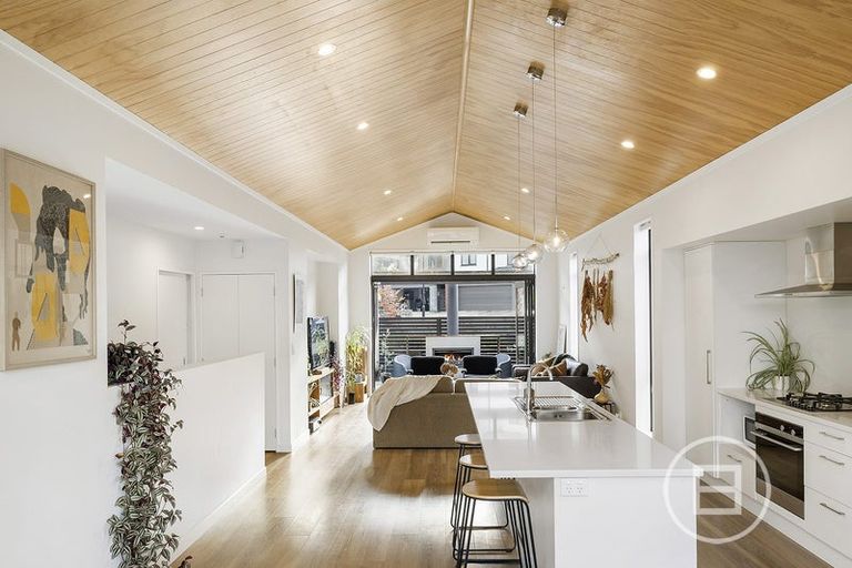 Photo of property in 11 Dandy's Lane, Arthurs Point, Queenstown, 9371