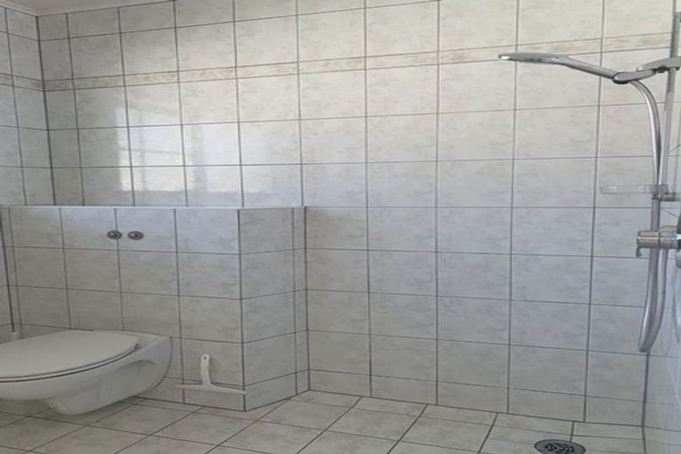 Photo of property in 23 Ramelton Road, Mount Roskill, Auckland, 1041