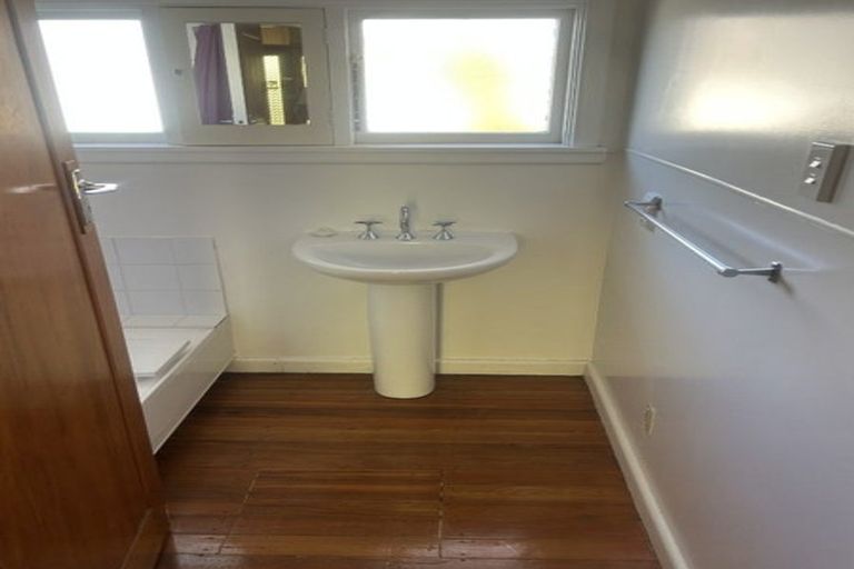 Photo of property in 34 Sabina Street, Shirley, Christchurch, 8013