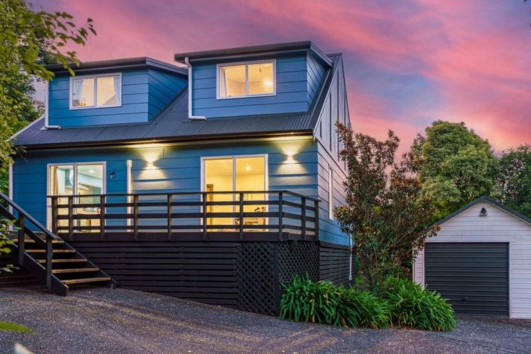 Photo of property in 2 Toop Street, Havelock North, 4130