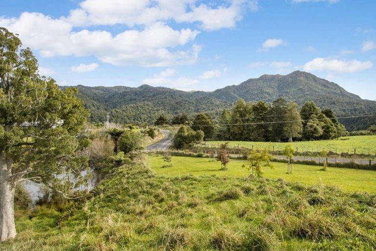 Photo of property in 89 Dickey Flat Road, Waikino, Waihi, 3682