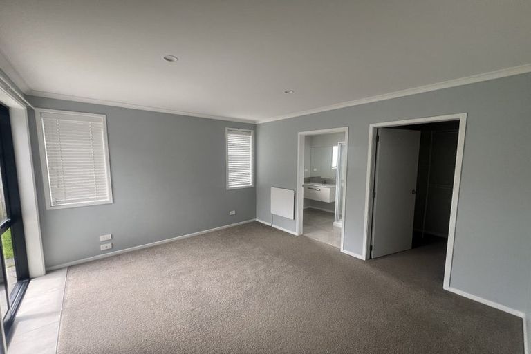 Photo of property in 30 Applin Lane, Pyes Pa, Tauranga, 3112