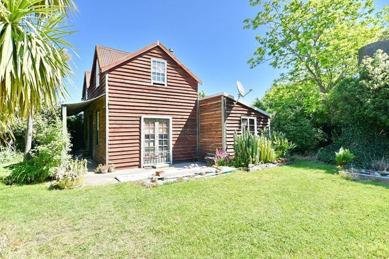 Photo of property in 5 Pembertons Road, Sefton, 7477