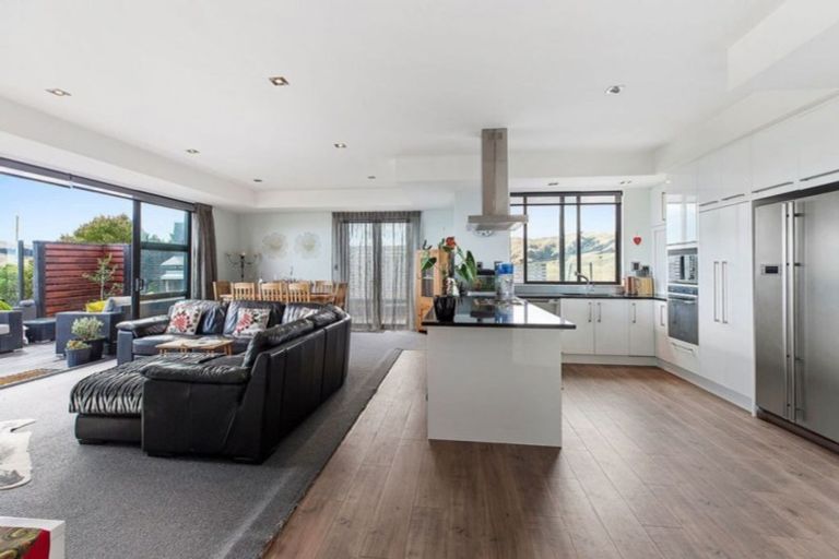 Photo of property in 29 Mo Street, Camborne, Porirua, 5026