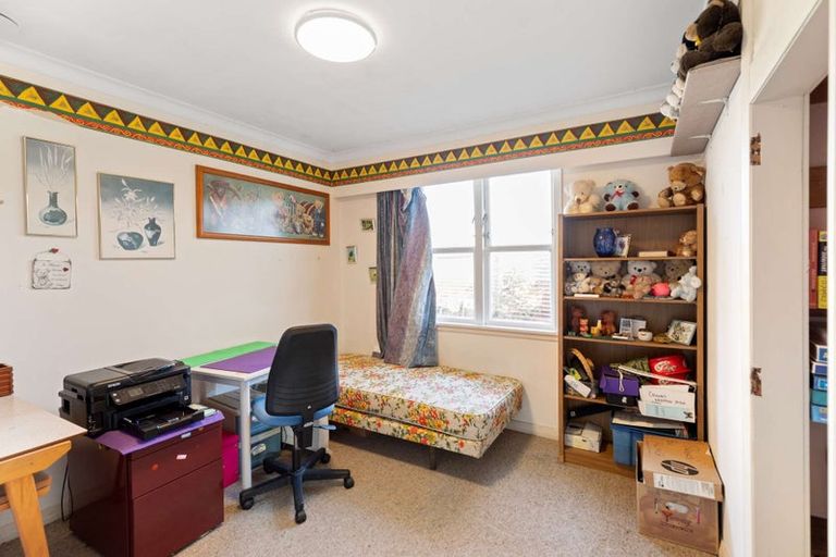 Photo of property in 39 Gloucester Street, Takaro, Palmerston North, 4412