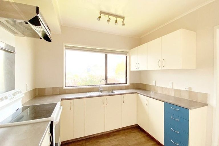 Photo of property in 68 Donovan Street, Blockhouse Bay, Auckland, 0600