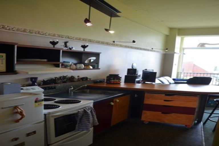 Photo of property in Qba Apartments, 2q/51 Webb Street, Mount Cook, Wellington, 6011