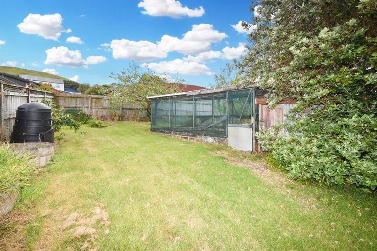 Photo of property in 107 Wallace Road, Mangere Bridge, Auckland, 2022