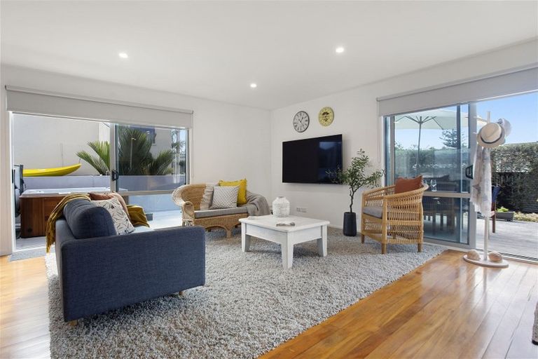 Photo of property in 405b Ocean Road, Whangamata, 3620