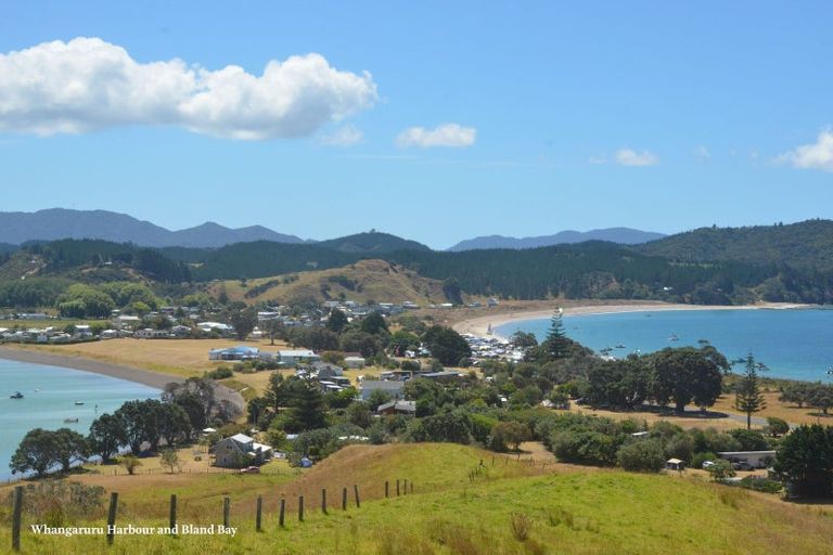 Photo of property in 638 Whangaruru Road North, Whangaruru, Russell, 0184