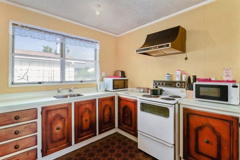 Photo of property in 10a Pharoah Place, Pomare, Rotorua, 3015
