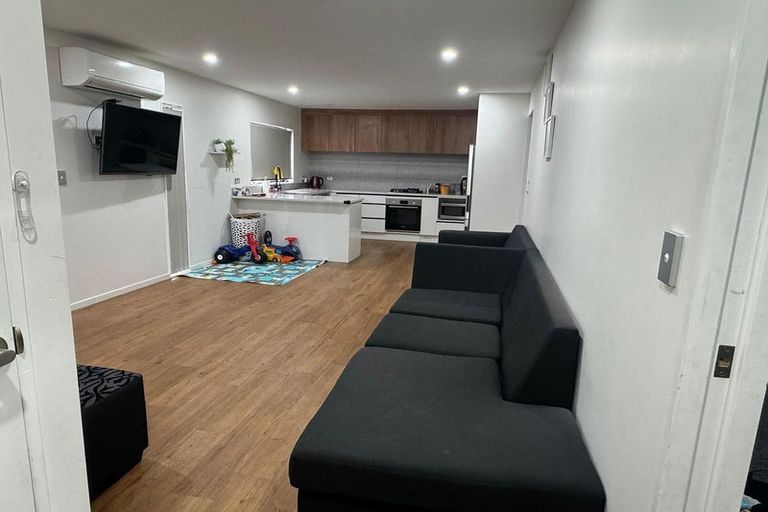 Photo of property in 295b Porchester Road, Takanini, 2112