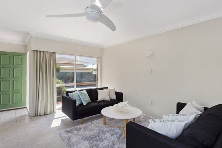 Photo of property in 3/126 Fourteenth Avenue, Tauranga South, Tauranga, 3112