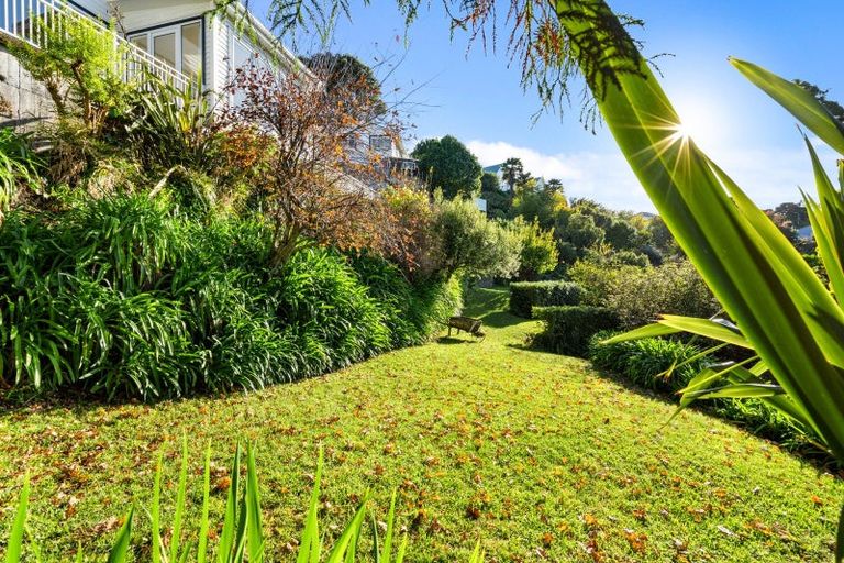 Photo of property in 1 Lucy Road, Bluff Hill, Napier, 4110