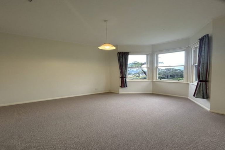Photo of property in 38 Mount Pleasant Road, Aro Valley, Wellington, 6012