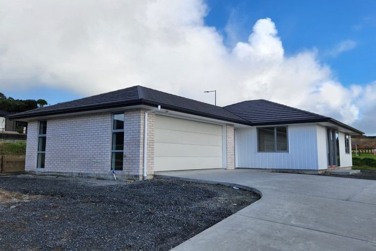 Photo of property in 24 Urumaraki Avenue, Helensville, 0800