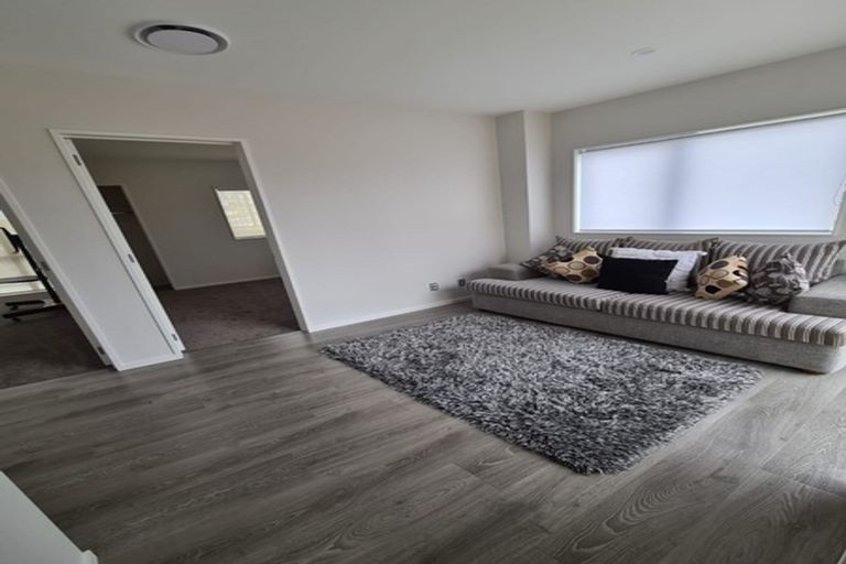 Photo of property in 82 Tir Conaill Avenue, Flat Bush, Auckland, 2019