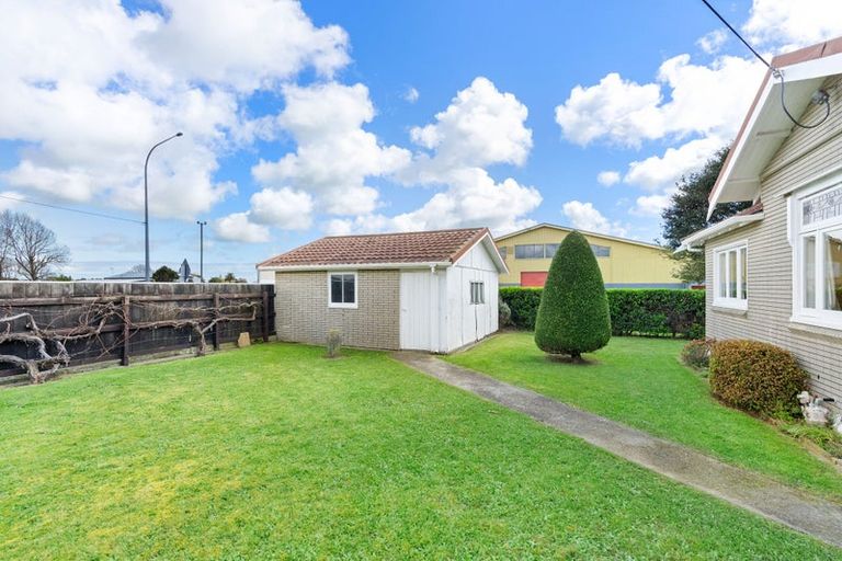 Photo of property in 30 Victoria Street, Levin, 5510