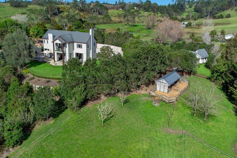 Photo of property in 388 Pine Valley Road, Dairy Flat, Silverdale, 0992