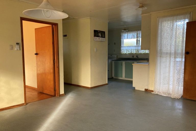 Photo of property in 7 Mirage Place, Beach Haven, Auckland, 0626