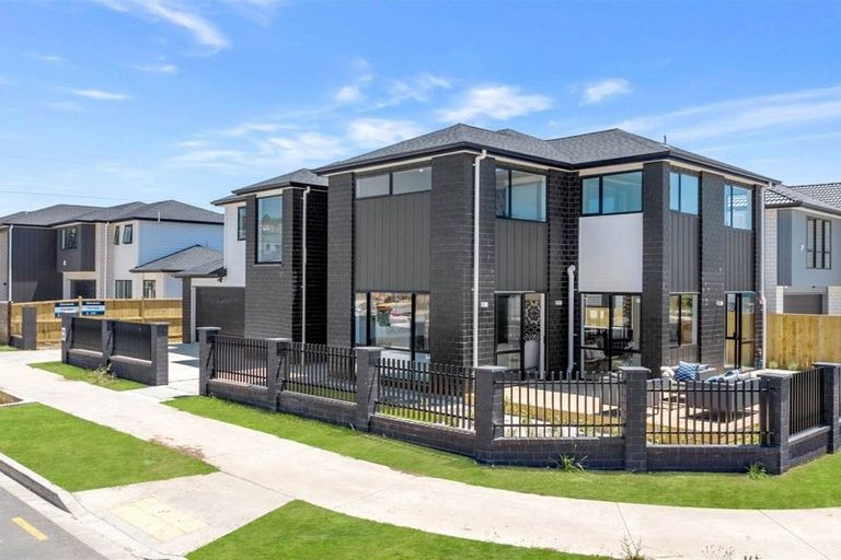 Photo of property in 4 Drumaness Road, Flat Bush, Auckland, 2019