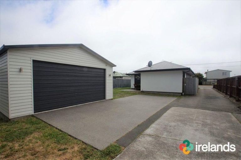 Photo of property in 192 Breezes Road, Aranui, Christchurch, 8061