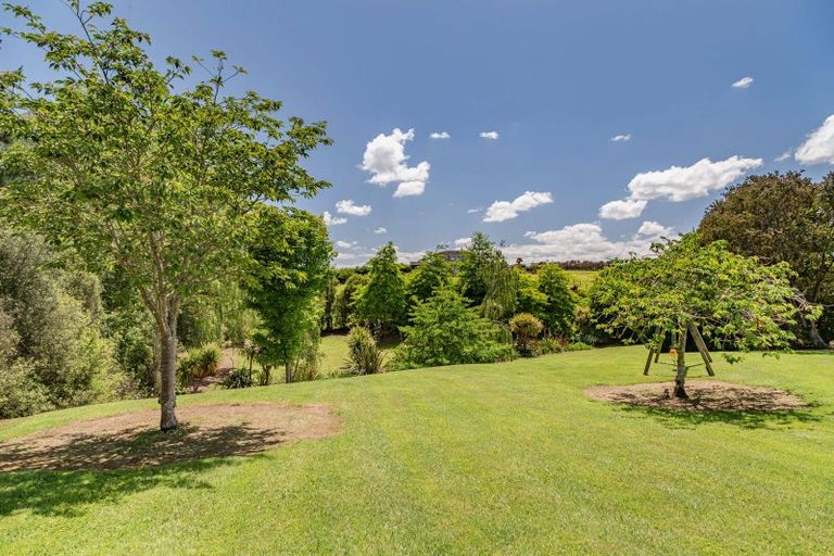 Photo of property in 51 Ohau Terraces, Ohau, Levin, 5570