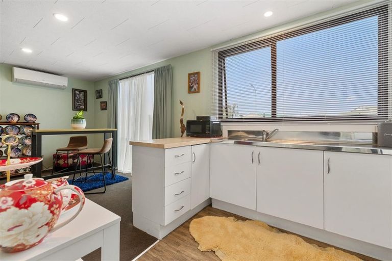 Photo of property in 85a Pohutukawa Drive, Owhata, Rotorua, 3010