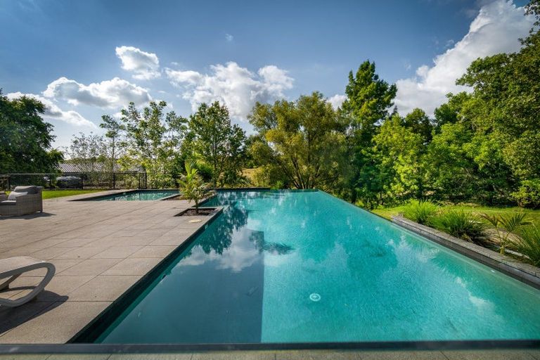 Photo of property in 178 Blackbridge Road, Karaka, Papakura, 2580