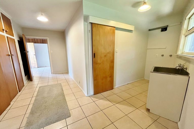 Photo of property in 76 Peer Street, Upper Riccarton, Christchurch, 8041